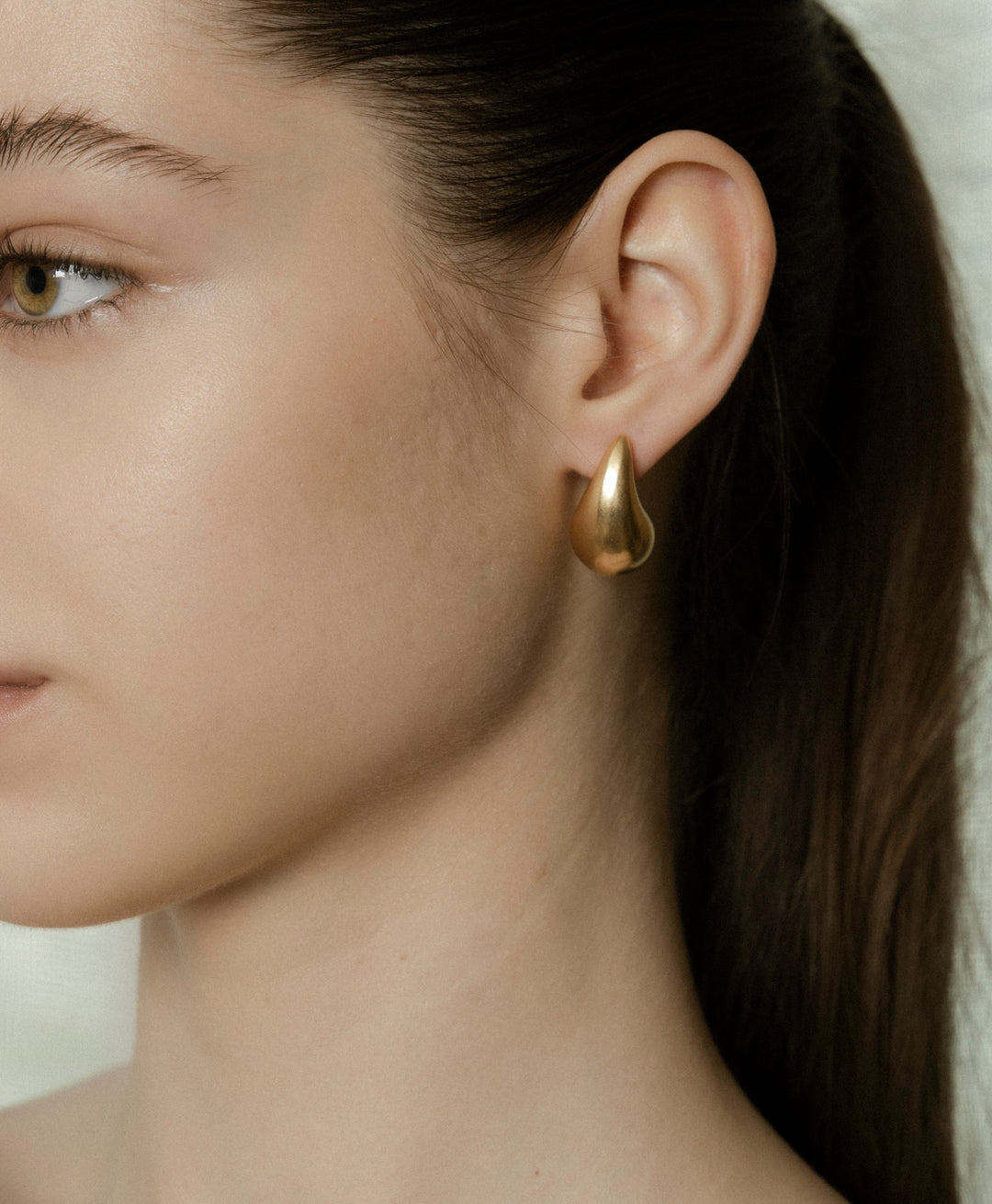 Gleam Teardrop Studs earring Silver Post