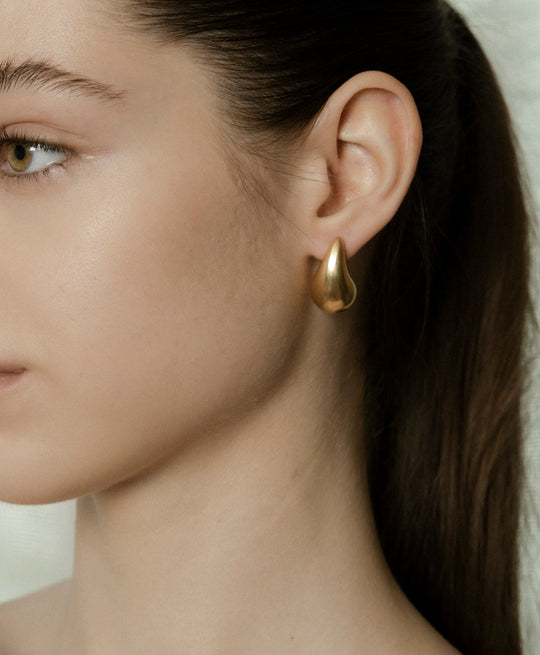 Gleam Teardrop Studs earring Silver Post