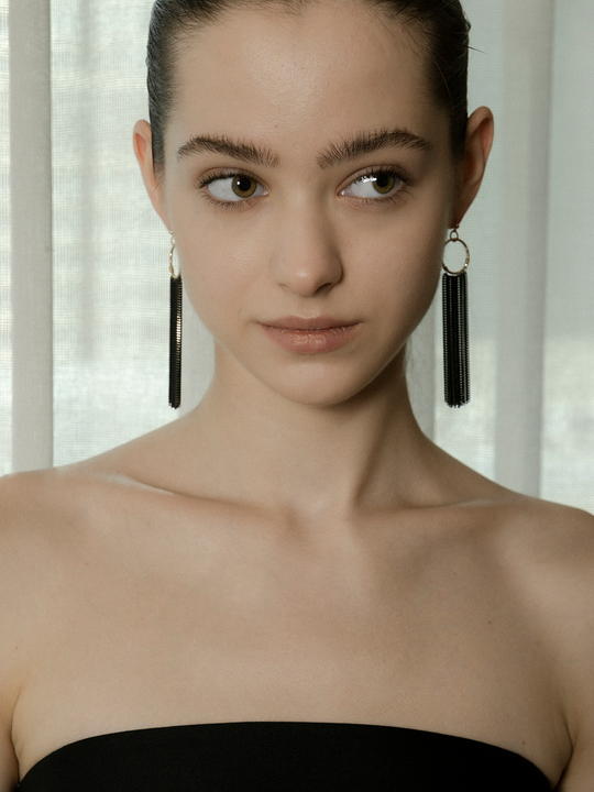 Midnight Swing Tassel Earrings 14k gold plated 2 Colors
